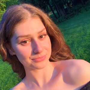 Meet your Posher, Jeannie